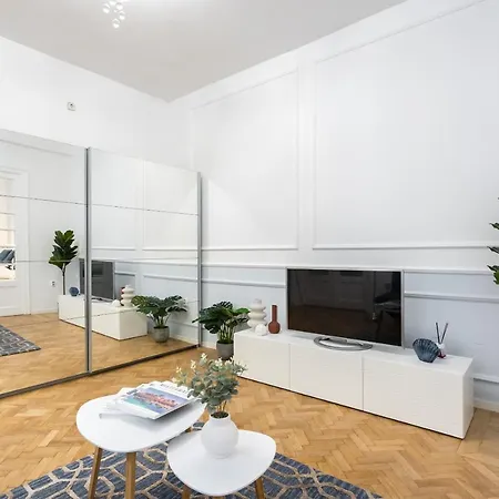 Appartement Athenee Parisian *