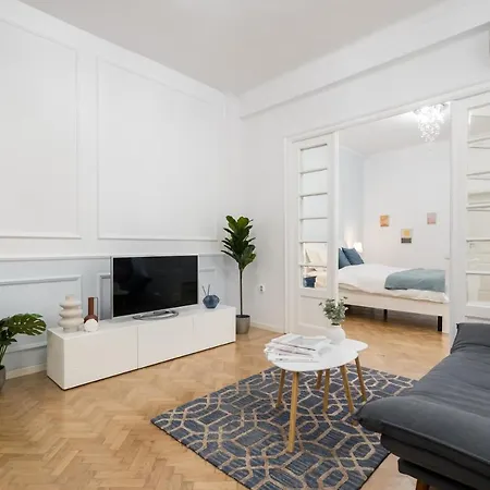 Athenee Parisian