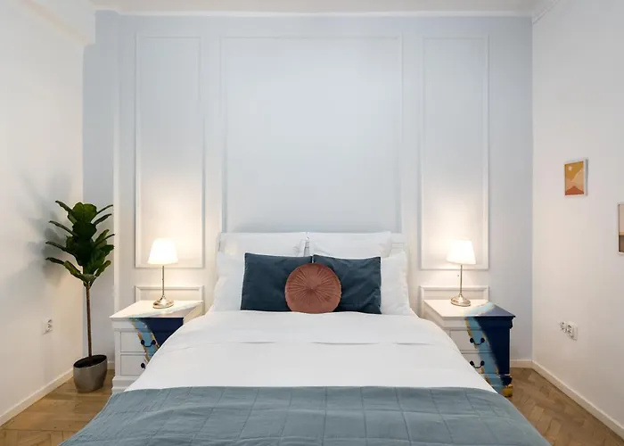 Athenee Parisian Apartament Bucureşti