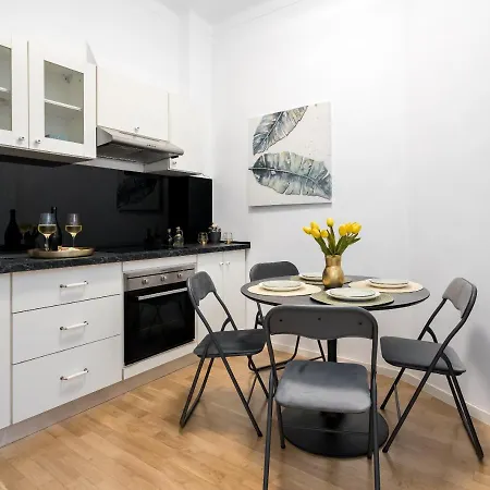 Apartment Athenee Parisian *